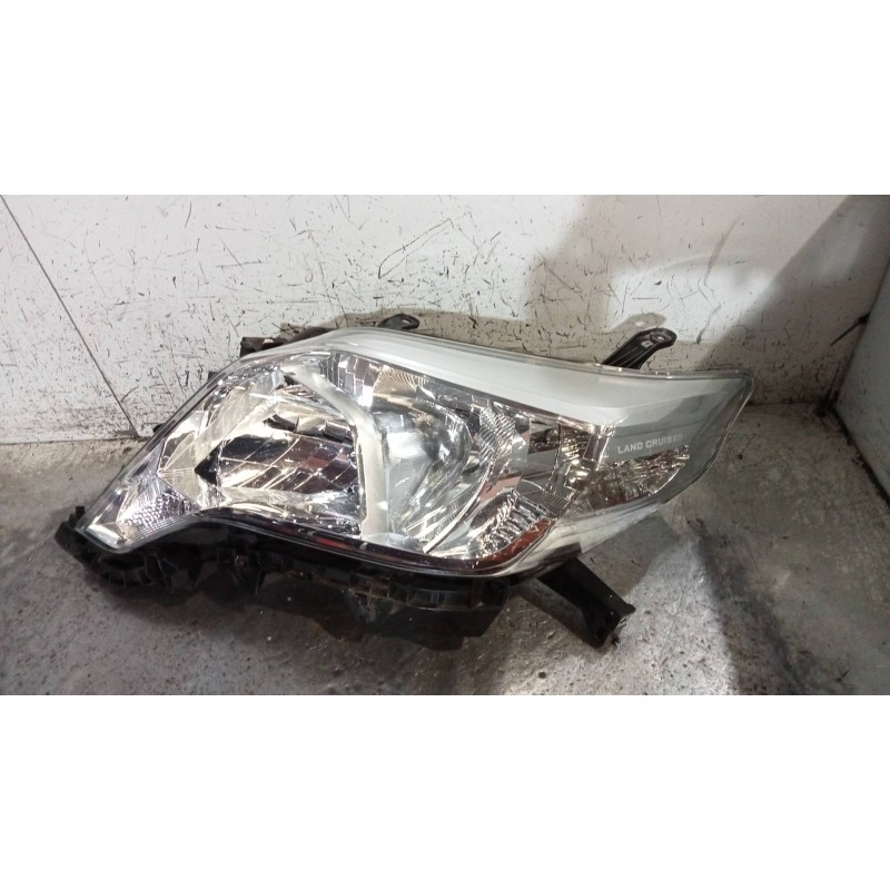 Recambio de faro izquierdo para toyota land cruiser (j15) basis referencia OEM IAM   