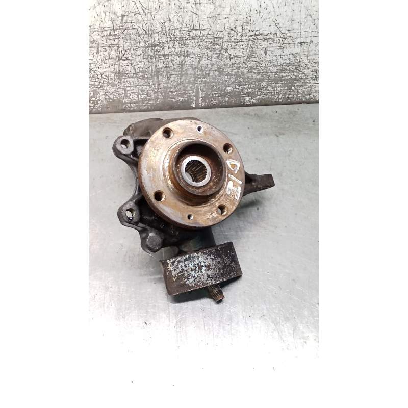 Recambio de mangueta delantera izquierda para peugeot 406 (8b) 1.8 16v referencia OEM IAM  18G 1999