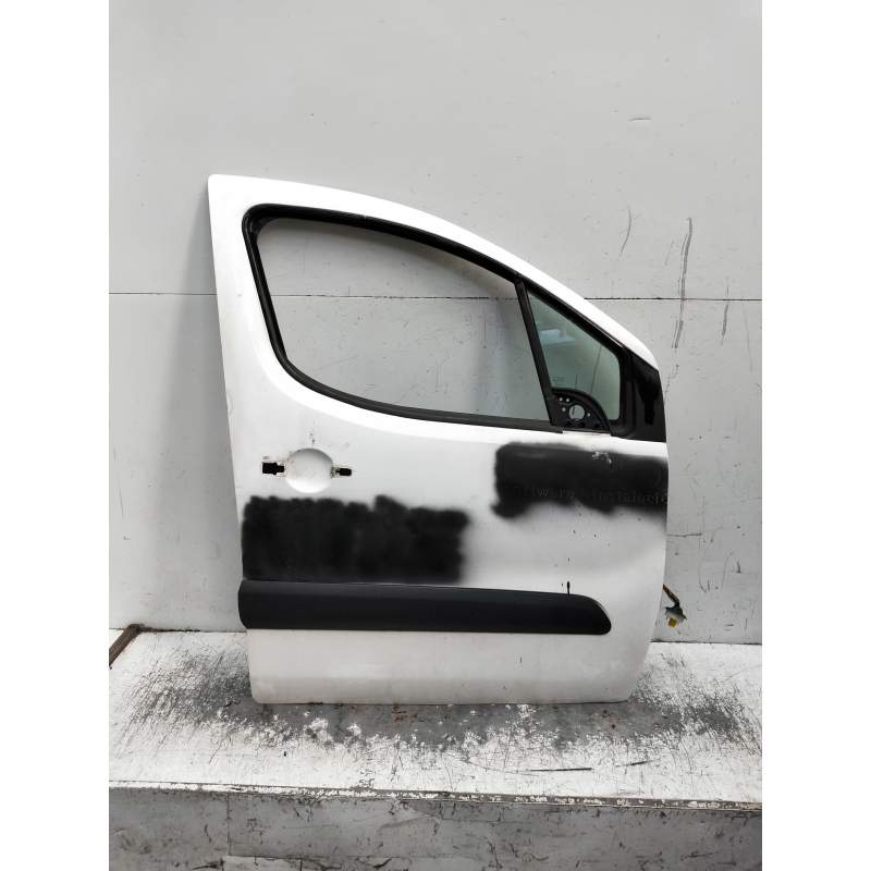 Recambio de puerta delantera derecha para peugeot partner furgoneta/monovolumen 1.6 hdi referencia OEM IAM   5P