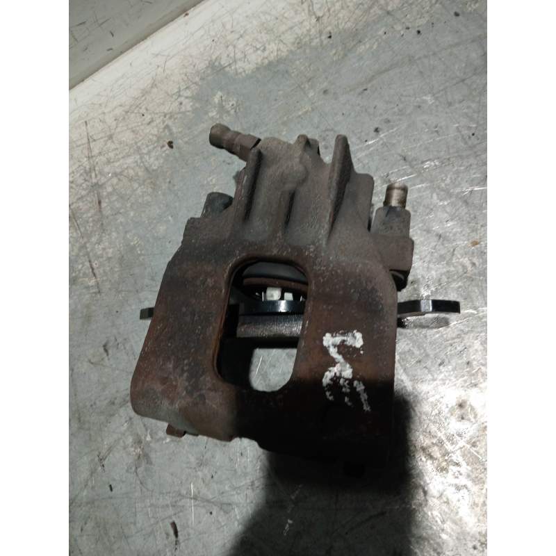 Recambio de pinza freno delantera derecha para ford focus berlina (cak) ghia referencia OEM IAM 8017  98/02