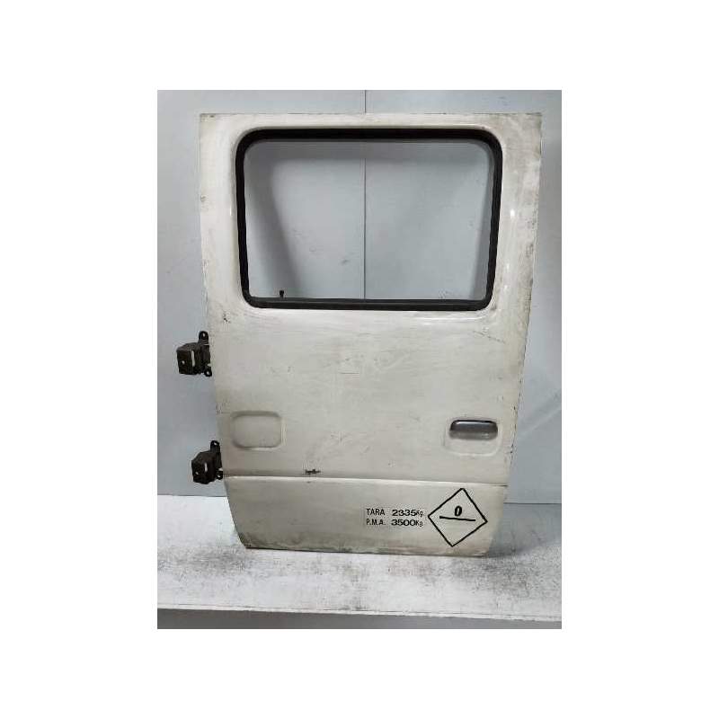 Recambio de puerta trasera izquierda para nissan cabstar e 3.0 d referencia OEM IAM   