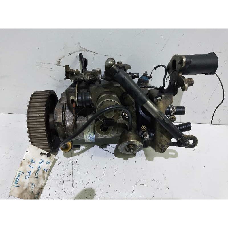 Recambio de bomba inyeccion para peugeot 605 2.1 turbodiesel referencia OEM IAM R8443B748E LUCAS 