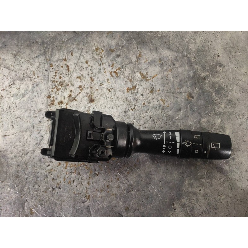 Recambio de mando limpia para kia soul diva referencia OEM IAM 934202K560  