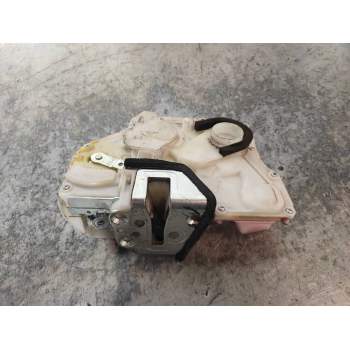 MOTOR CIERRE CENTRALIZADO DELANTERO DERECHO 5P 2005