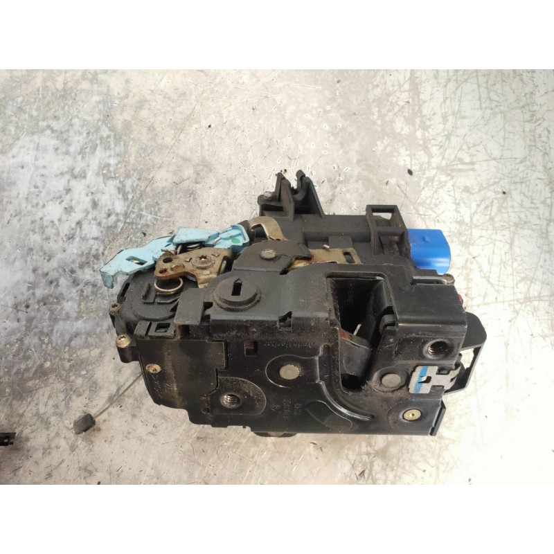 Recambio de motor cierre centralizado trasero izquierdo para volkswagen touareg (7la) tdi r5 referencia OEM IAM 7L0839015 991609