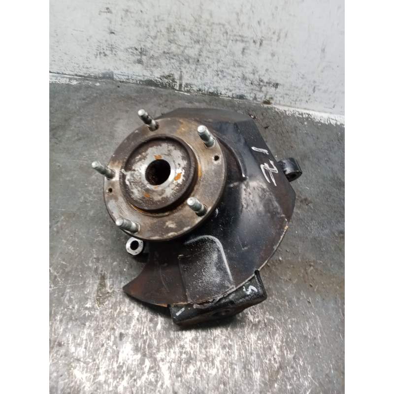 Recambio de mangueta delantera izquierda para kia sorento i (jc) 2.5 crdi referencia OEM IAM  25CRDI 2006