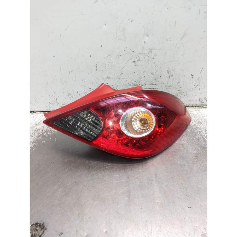 Recambio de piloto trasero derecho para opel corsa d cmon referencia OEM IAM 13186351 3P 2006