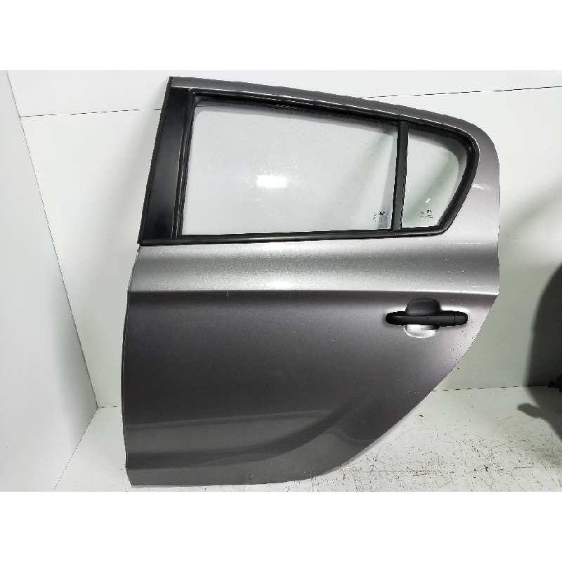 Recambio de puerta trasera izquierda para hyundai i20 style s referencia OEM IAM   