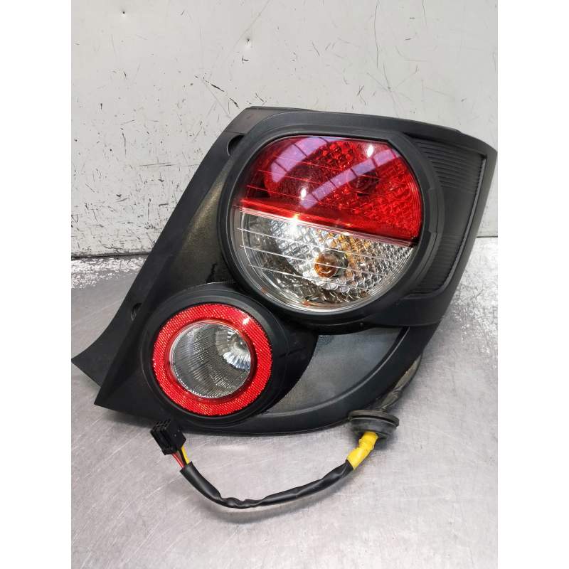 Recambio de piloto trasero derecho para chevrolet aveo berlina hatchback ls referencia OEM IAM   
