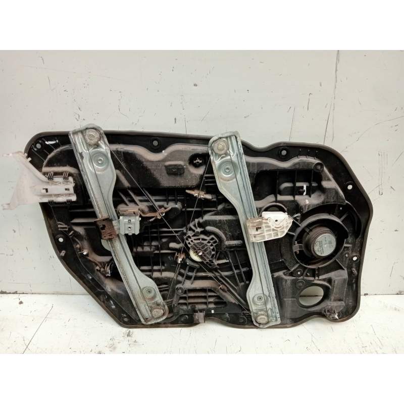 Recambio de elevalunas delantero derecho para kia cee´d concept referencia OEM IAM 82480A2310 5P 2012