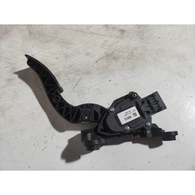 Recambio de potenciometro pedal para hyundai i20 coupe 1.2 16v cat referencia OEM IAM B9010  