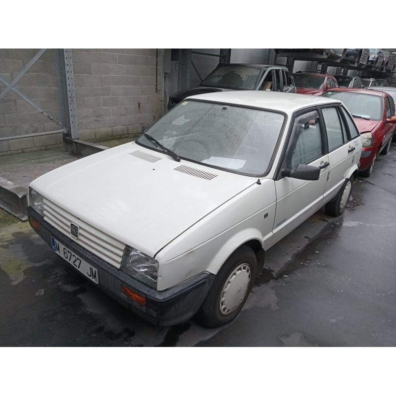 seat ibiza del año 1989