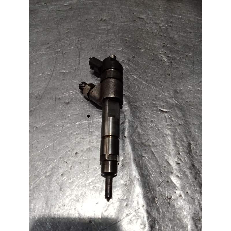 Recambio de inyector para renault trucks mascott furgoneta 150.65 (a00300166) referencia OEM IAM 0445120002  BOSCH