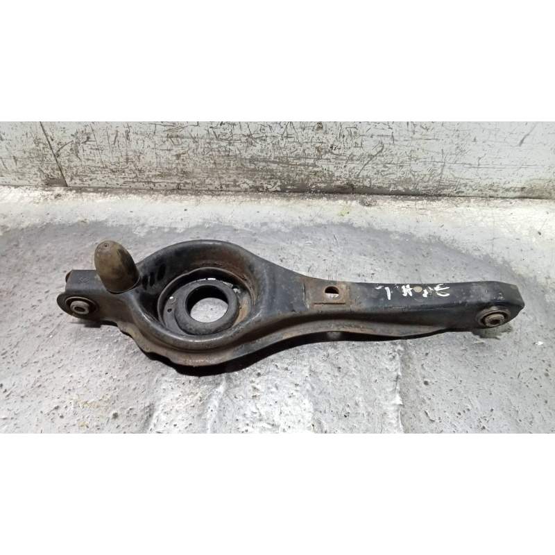 Recambio de brazo suspension inferior trasero izquierdo para volvo c30 d5 kinetic referencia OEM IAM POSTERIOR  