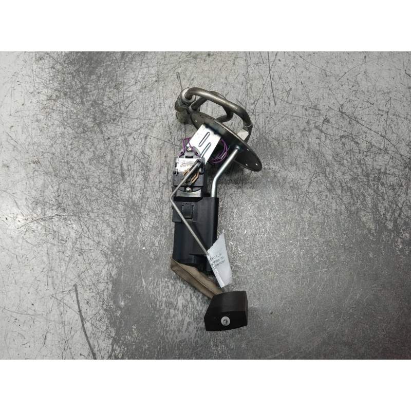 Recambio de bomba combustible para lada niva ( 2121 / 21213 / 21214 / 21215 ) 1.7 cat referencia OEM IAM 212141139009  