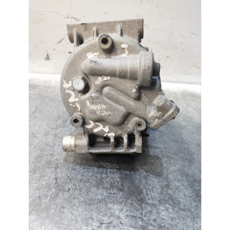 Recambio de compresor aire acondicionado para hyundai accent (mc) gl crdi referencia OEM IAM F500CB5DA07  2005
