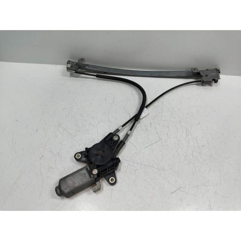 Recambio de elevalunas delantero derecho para peugeot 106 (s1) 1.4 referencia OEM IAM 400154  5P