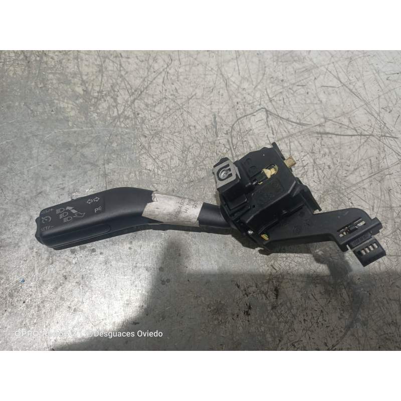 Recambio de mando luces para skoda octavia berlina (1z3) active referencia OEM IAM 1K0953513G  2004