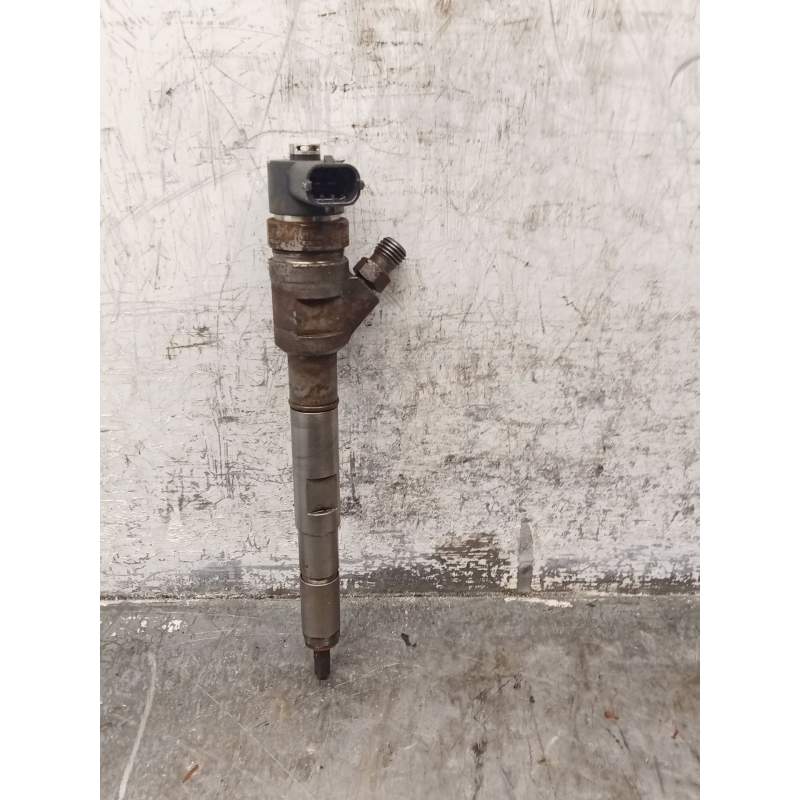 Recambio de inyector para kia sorento i (jc) 2.5 crdi referencia OEM IAM 338004A500 0445110 BOSCH