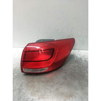 PILOTO TRASERO DERECHO 924023W510 2010