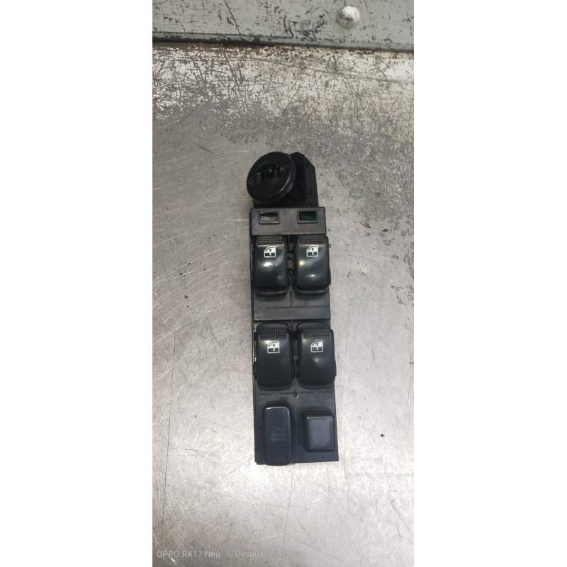 Recambio de mando elevalunas delantero izquierdo para kia sorento 2.5 crdi vgt ex1 referencia OEM IAM   5P