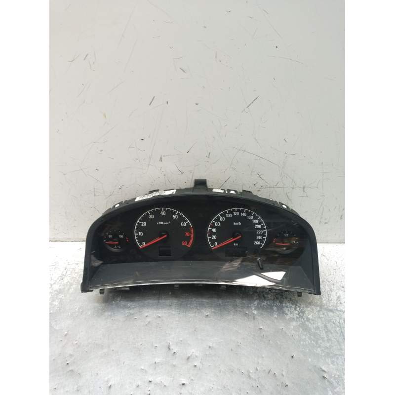 Recambio de cuadro instrumentos para opel vectra c berlina club referencia OEM IAM 13159801BQ 110080123054 2003