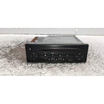SISTEMA AUDIO / RADIO CD 7700433948F 2005