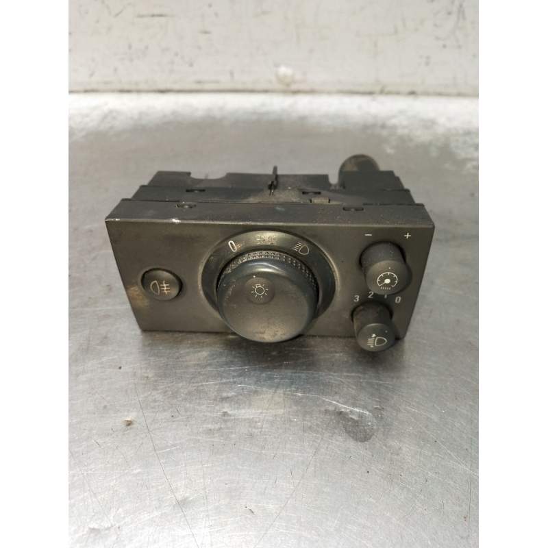 Recambio de mando luces para opel vectra c berlina club referencia OEM IAM 13177065 INTERRUPTOR 2003