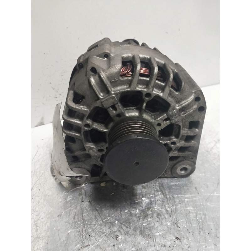 Recambio de alternador para volvo s40 berlina td referencia OEM IAM 7700426849  