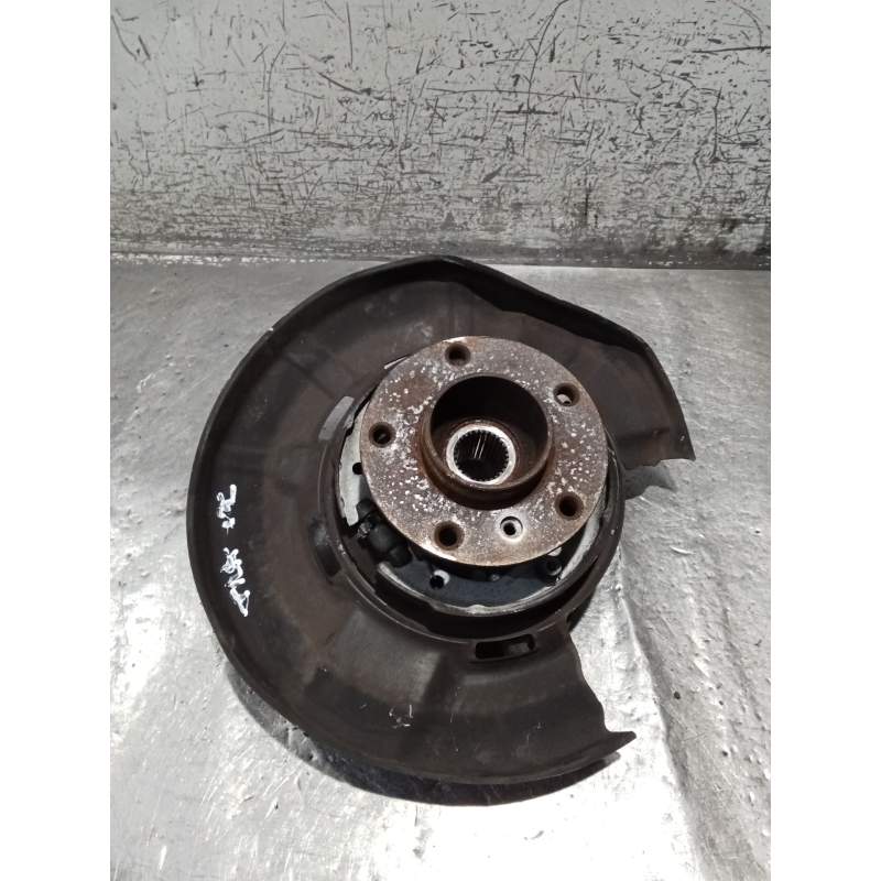 Recambio de mangueta trasera izquierda para bmw 1 coupé (e82) 123 d referencia OEM IAM  123D 2007