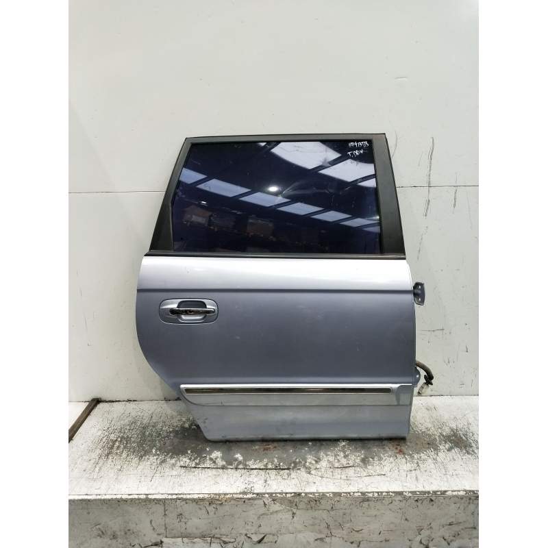 Recambio de puerta trasera derecha para hyundai trajet (fo) 2.0 crdi referencia OEM IAM  5P 