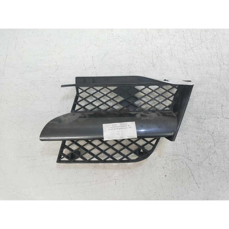 Recambio de rejilla delantera para mitsubishi outlander (cu0w) 2.0 4wd referencia OEM IAM   