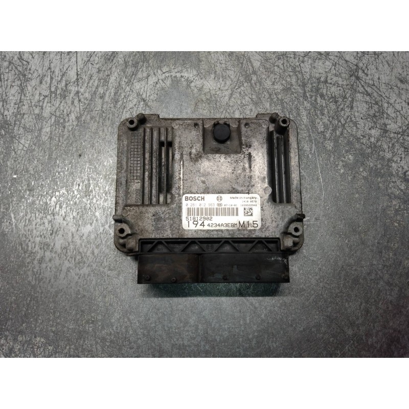 Recambio de centralita motor uce para fiat croma (194) 1.9 16v multijet emotion referencia OEM IAM 0281012963 51812902 1944234A3