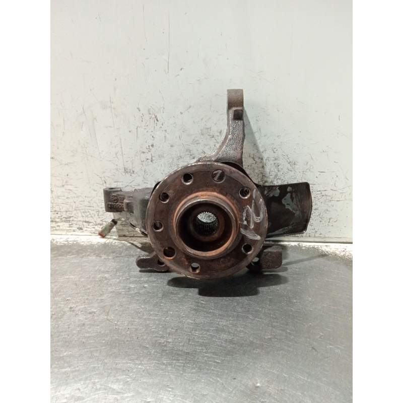 Recambio de mangueta delantera izquierda para opel astra h (a04) 1.6 (l48) referencia OEM IAM 13156047  