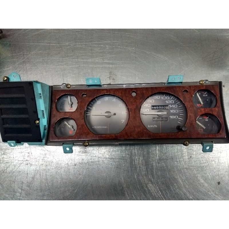 Recambio de cuadro instrumentos para jeep cherokee (xj) 4.0 cat referencia OEM IAM 56003048 AM00103D0C0 PW