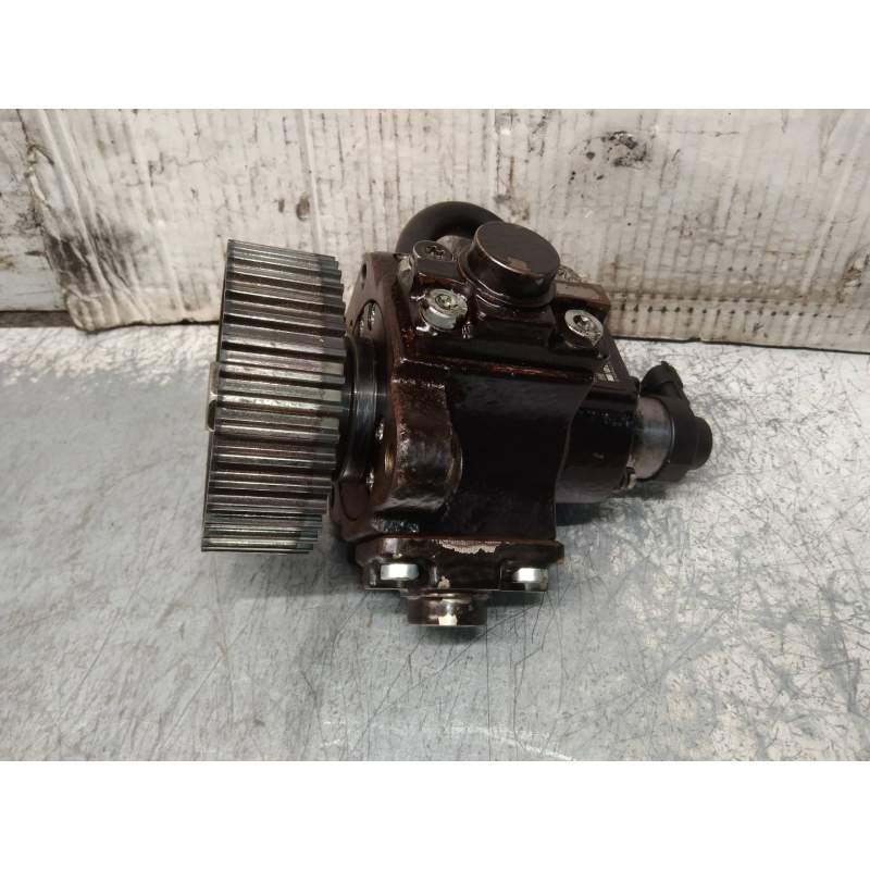 Recambio de bomba inyeccion para opel insignia berlina edition referencia OEM IAM 0445010193 55571005 BOSCH