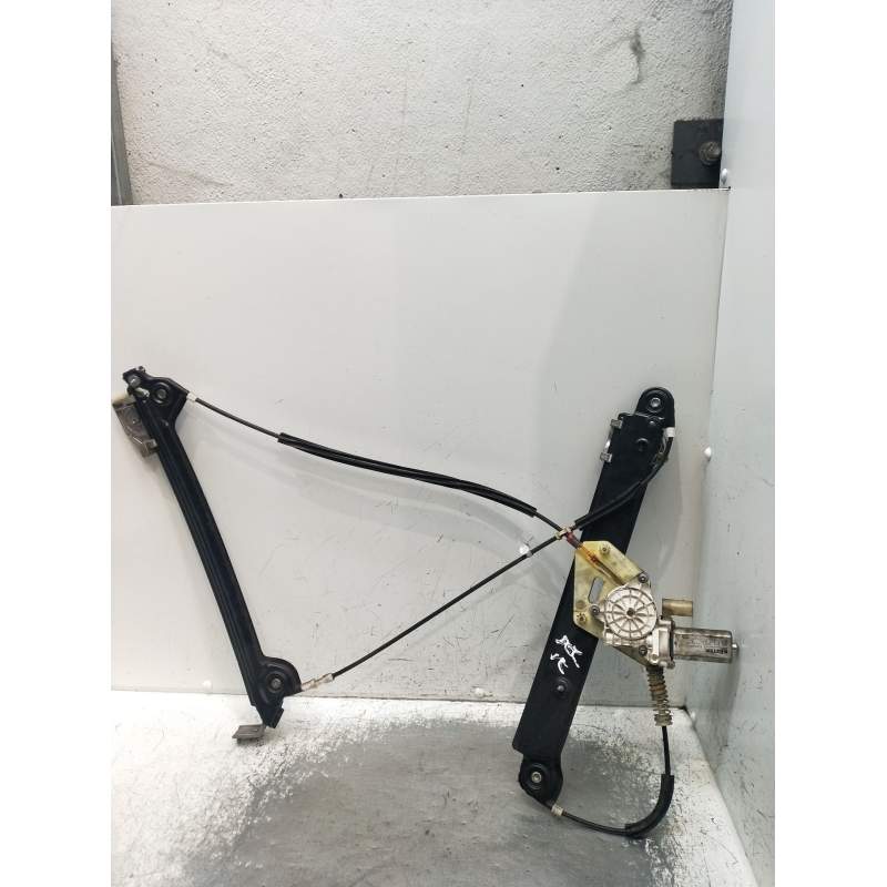 Recambio de elevalunas delantero izquierdo para bmw 1 coupé (e82) 123 d referencia OEM IAM  2P 2007