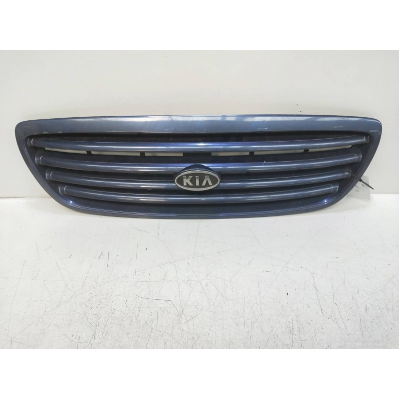 Recambio de rejilla delantera para kia carnival ii 2.9 crdi lx referencia OEM IAM   