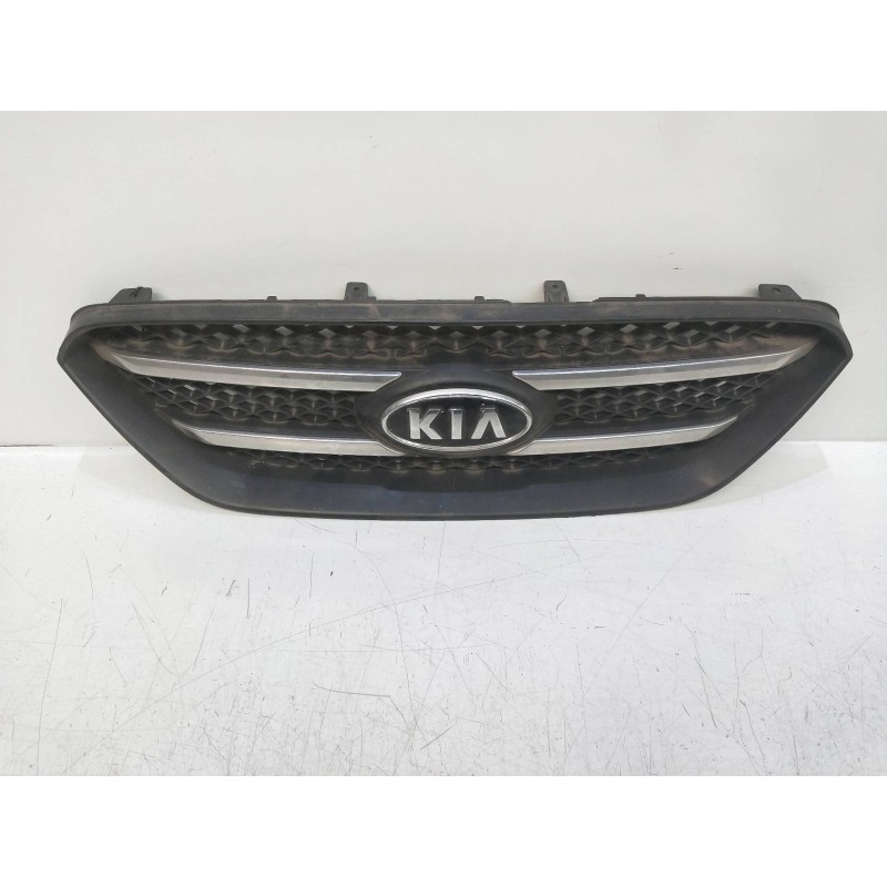 Recambio de rejilla delantera para kia carens (un) 2.0 crdi referencia OEM IAM   