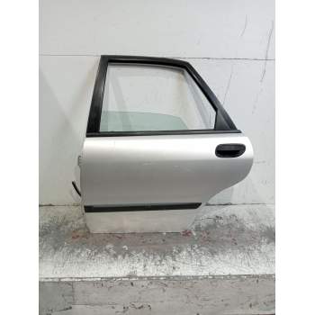 PUERTA TRASERA IZQUIERDA 4P 2000