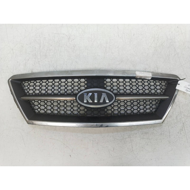 Recambio de rejilla delantera para kia sorento 2.5 crdi cat referencia OEM IAM   