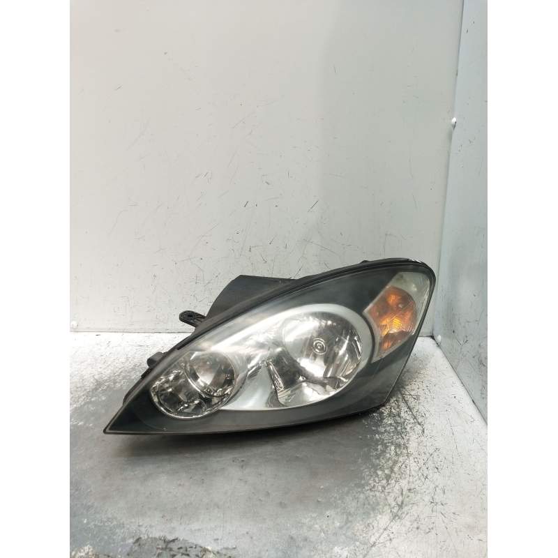 Recambio de faro izquierdo para kia pro cee´d (ed) 2.0 crdi 140 referencia OEM IAM   2008