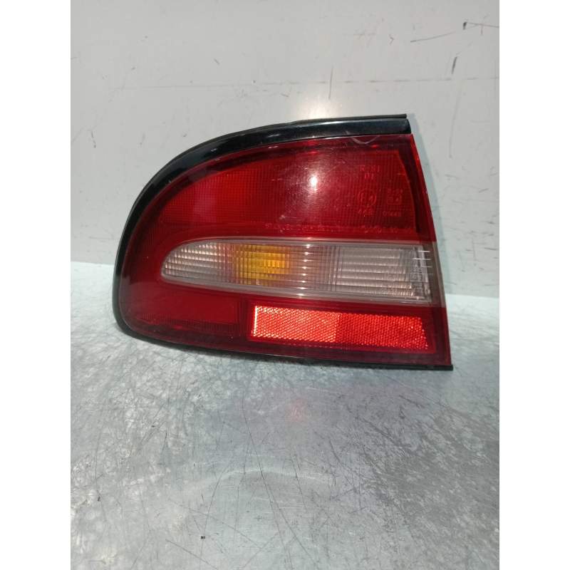 Recambio de piloto trasero izquierdo para mitsubishi galant berlina (e50) 2000 glsi berlina (4-ptas.) referencia OEM IAM   