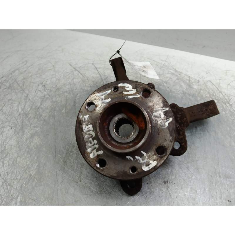 Recambio de mangueta delantera derecha para renault megane i classic (la0) referencia OEM IAM  14G 1999