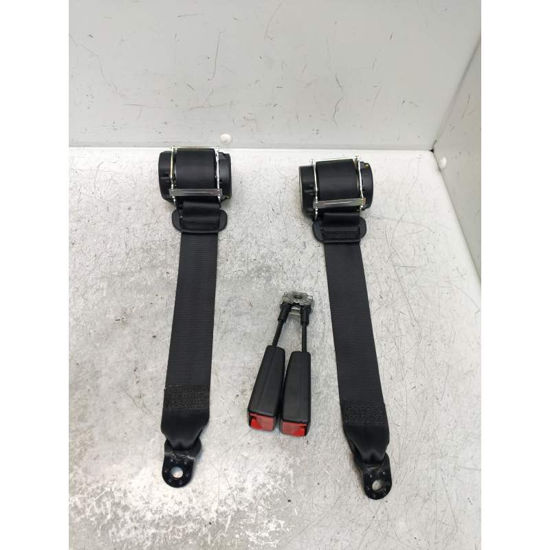 Recambio de juego cinturones trasero para skoda spaceback (5h) 1.4 tdi dpf referencia OEM IAM   5P