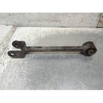 BRAZO SUSPENSION SUPERIOR TRASERO DERECHO 