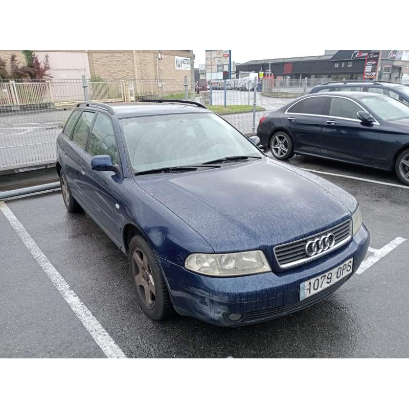 AUDI A4 AVANT (B5)