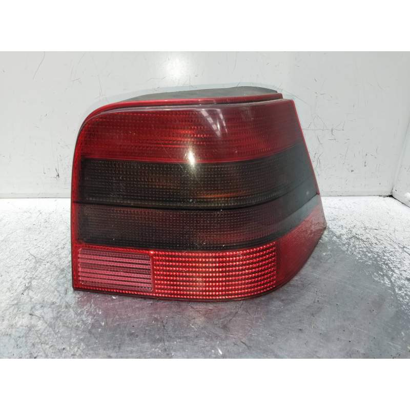 Recambio de piloto trasero izquierdo para volkswagen golf iv (1j1) 1.9 tdi referencia OEM IAM 1J6945257 5P 1998