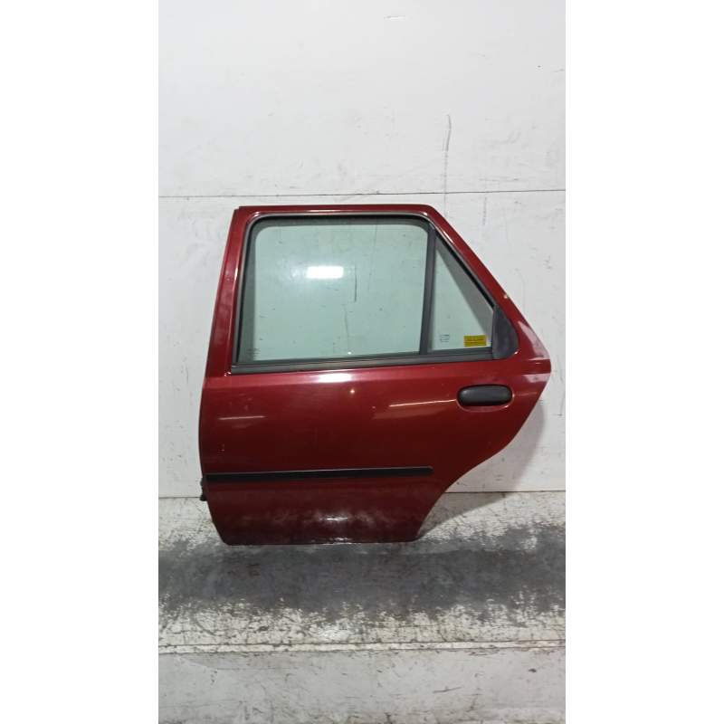 Recambio de puerta trasera izquierda para ford fiesta berlina ghia referencia OEM IAM  95 5P