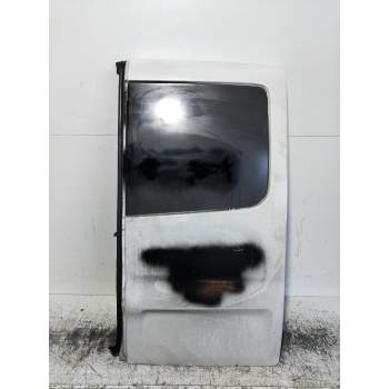 PUERTA TRASERA DERECHA CIEGA 5P